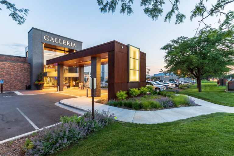 GalleriaEdinaExterior 1633 HDR 1 768x512